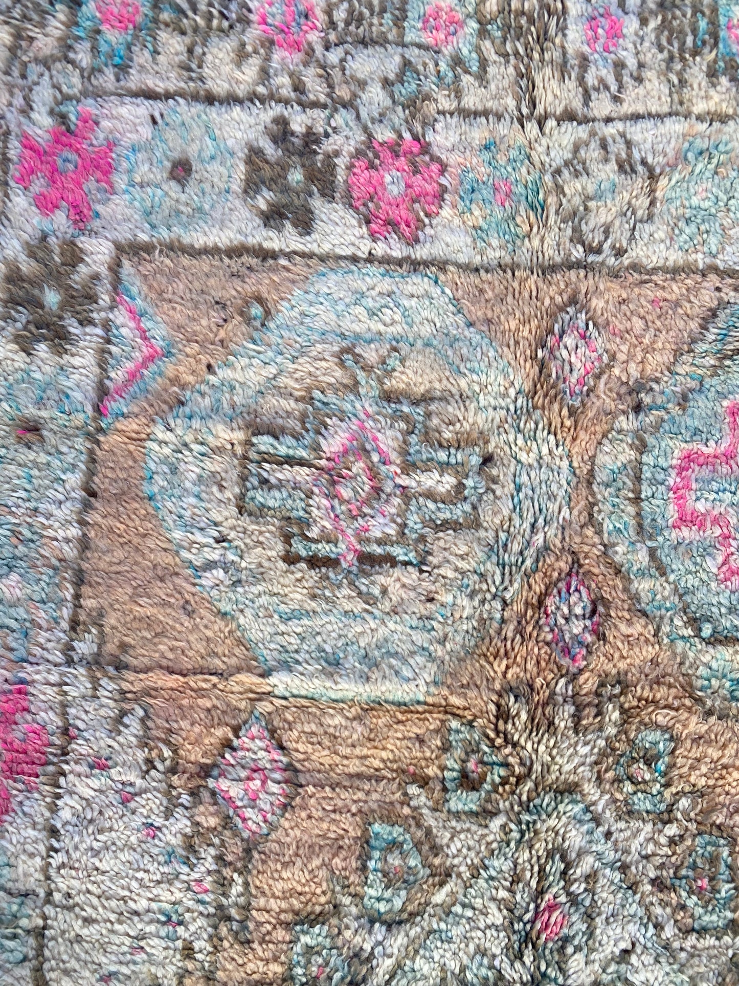 Pure wool handwoven Moroccan rug- Chaima (Copy)