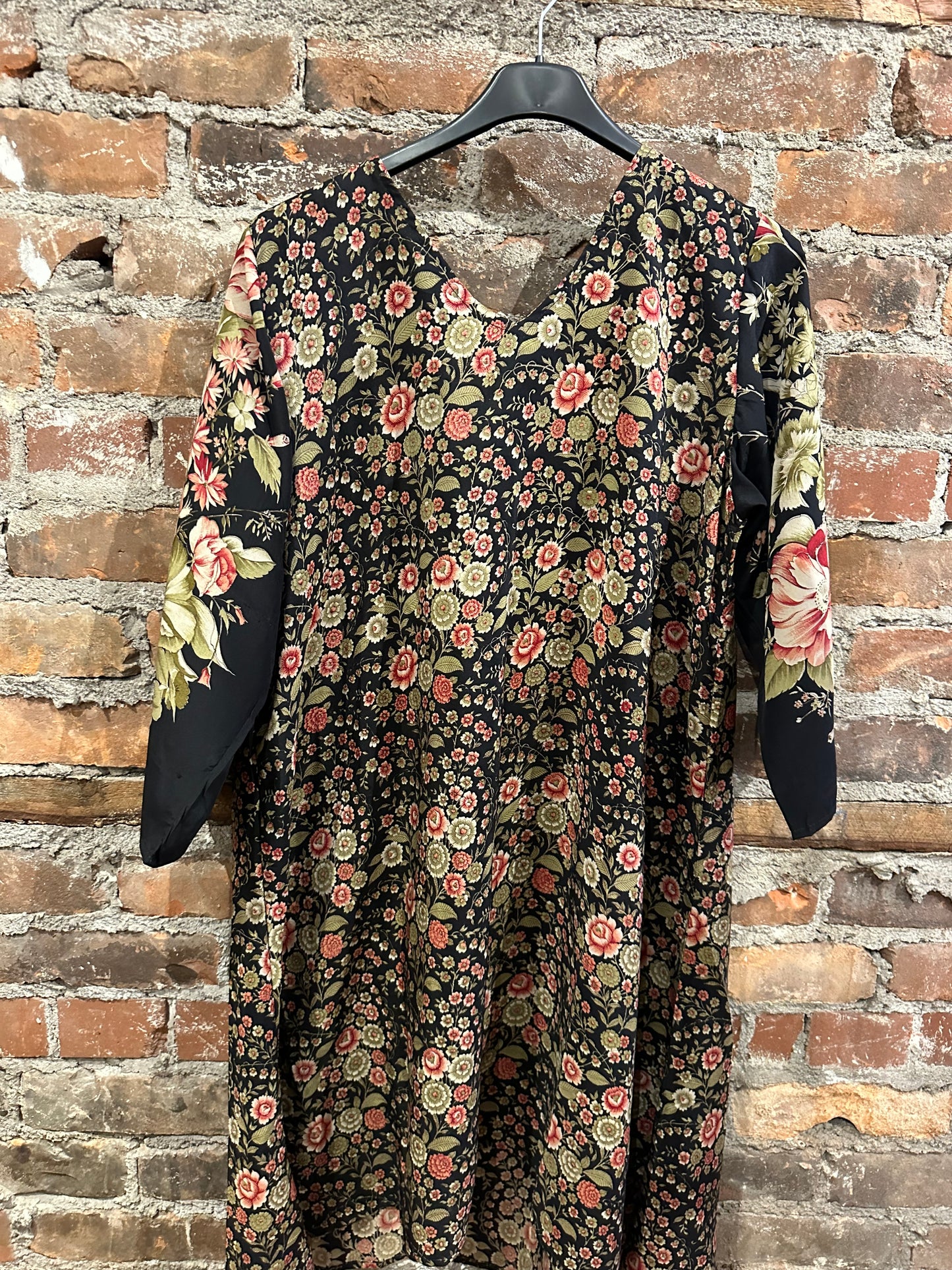 The Emily Dress -black floral