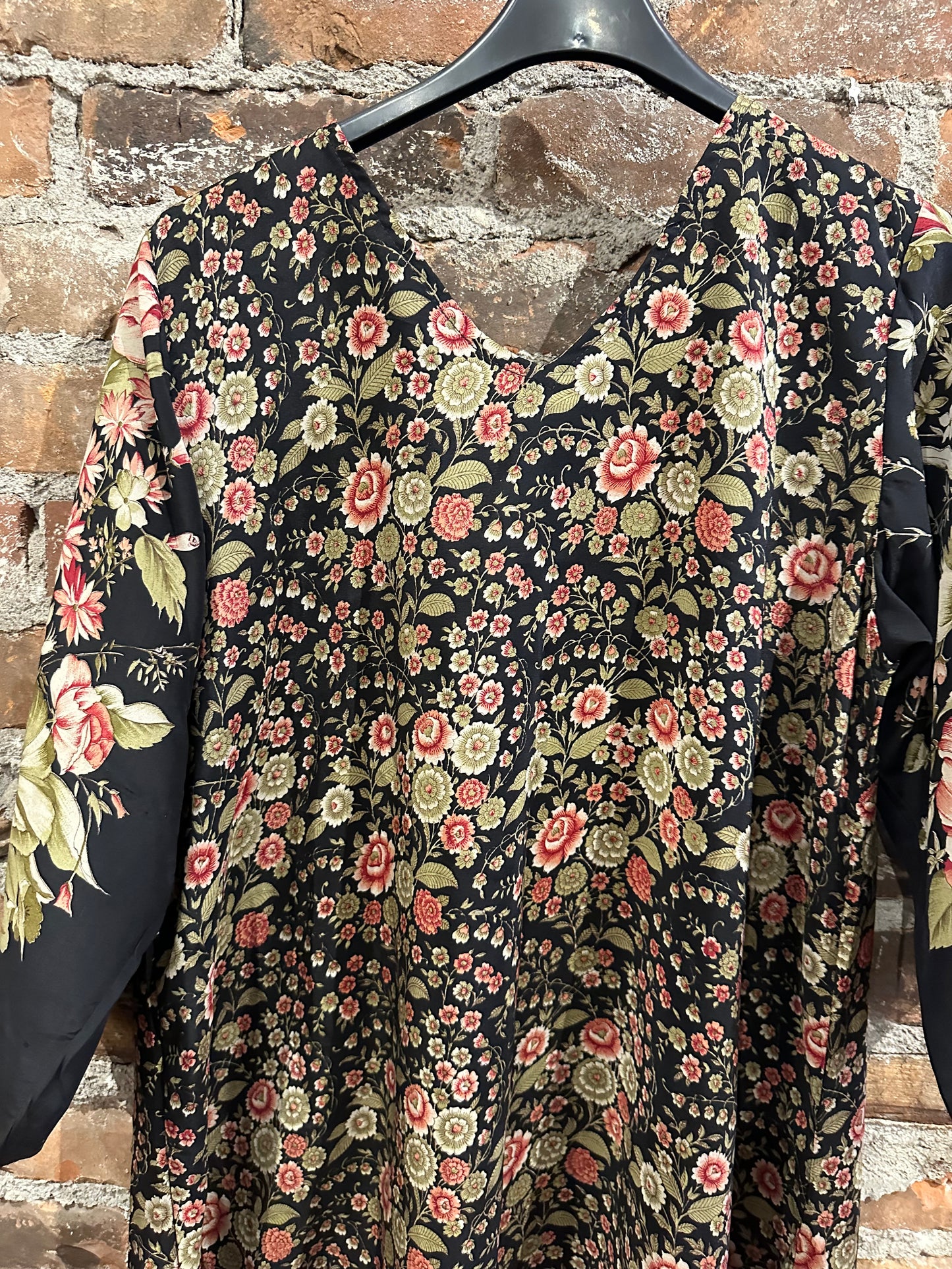 The Emily Dress -black floral