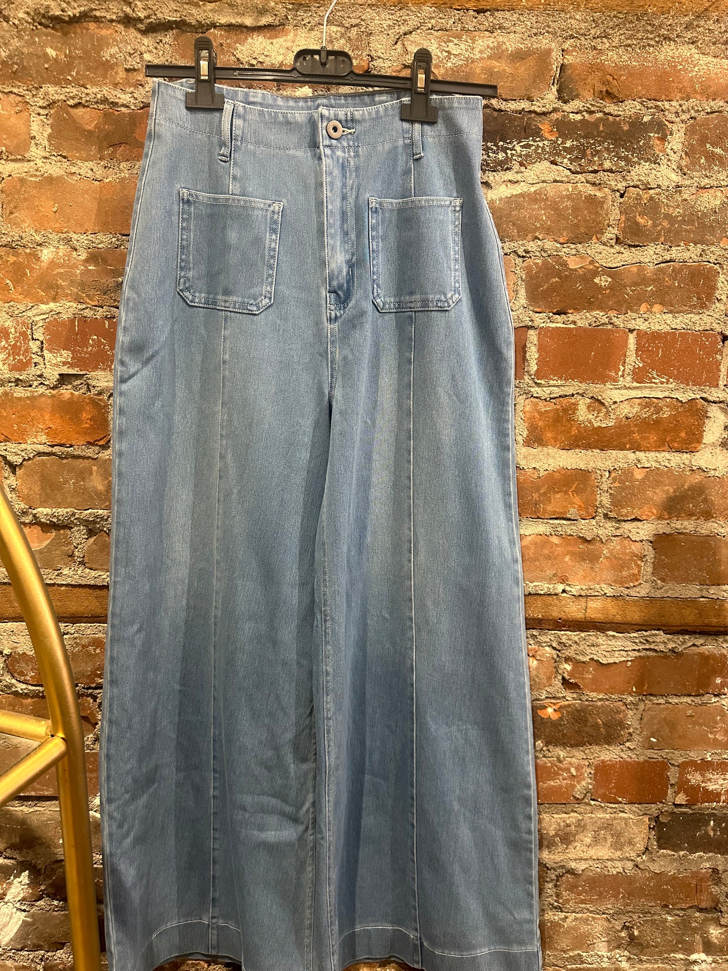 PJ Jeans -extra wide leg light wash