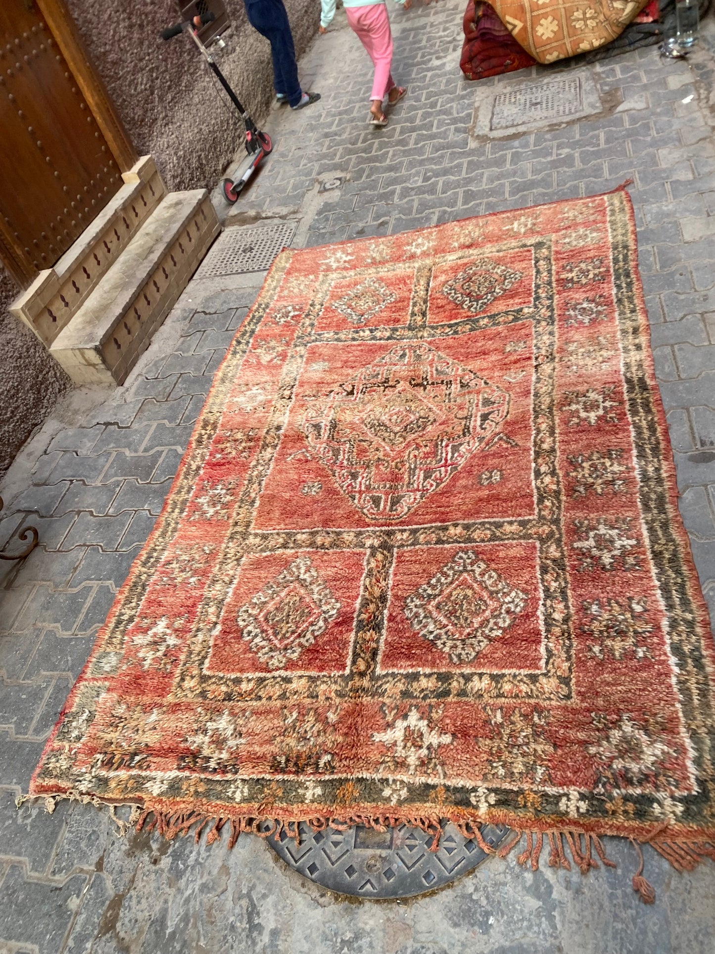 Pure wool handwoven Moroccan rug- Chaima