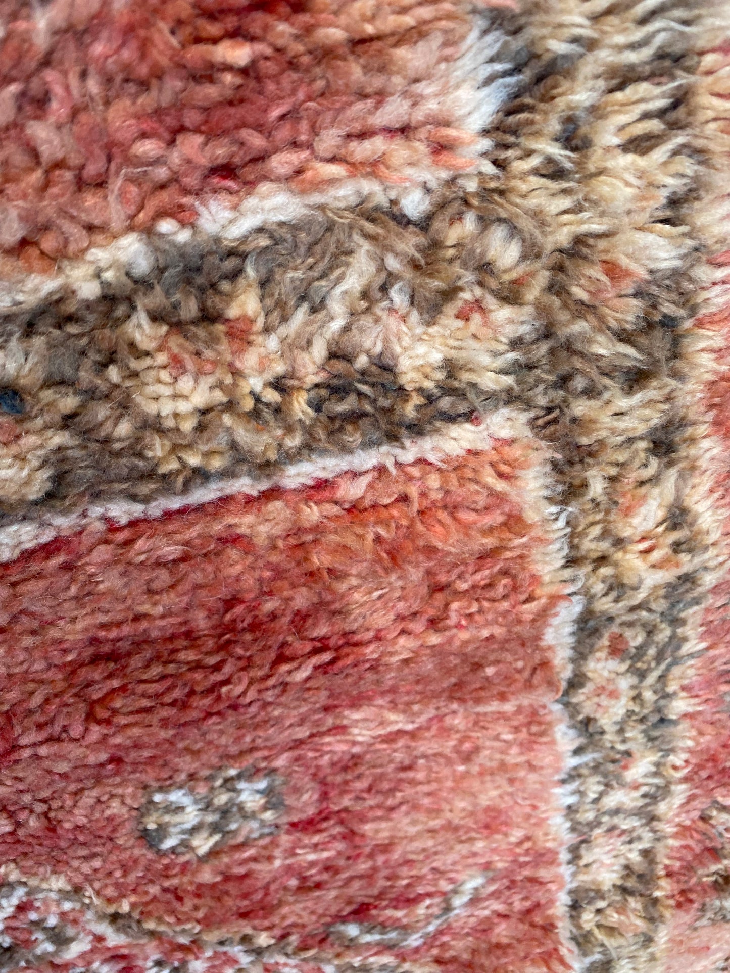 Pure wool handwoven Moroccan rug- Chaima