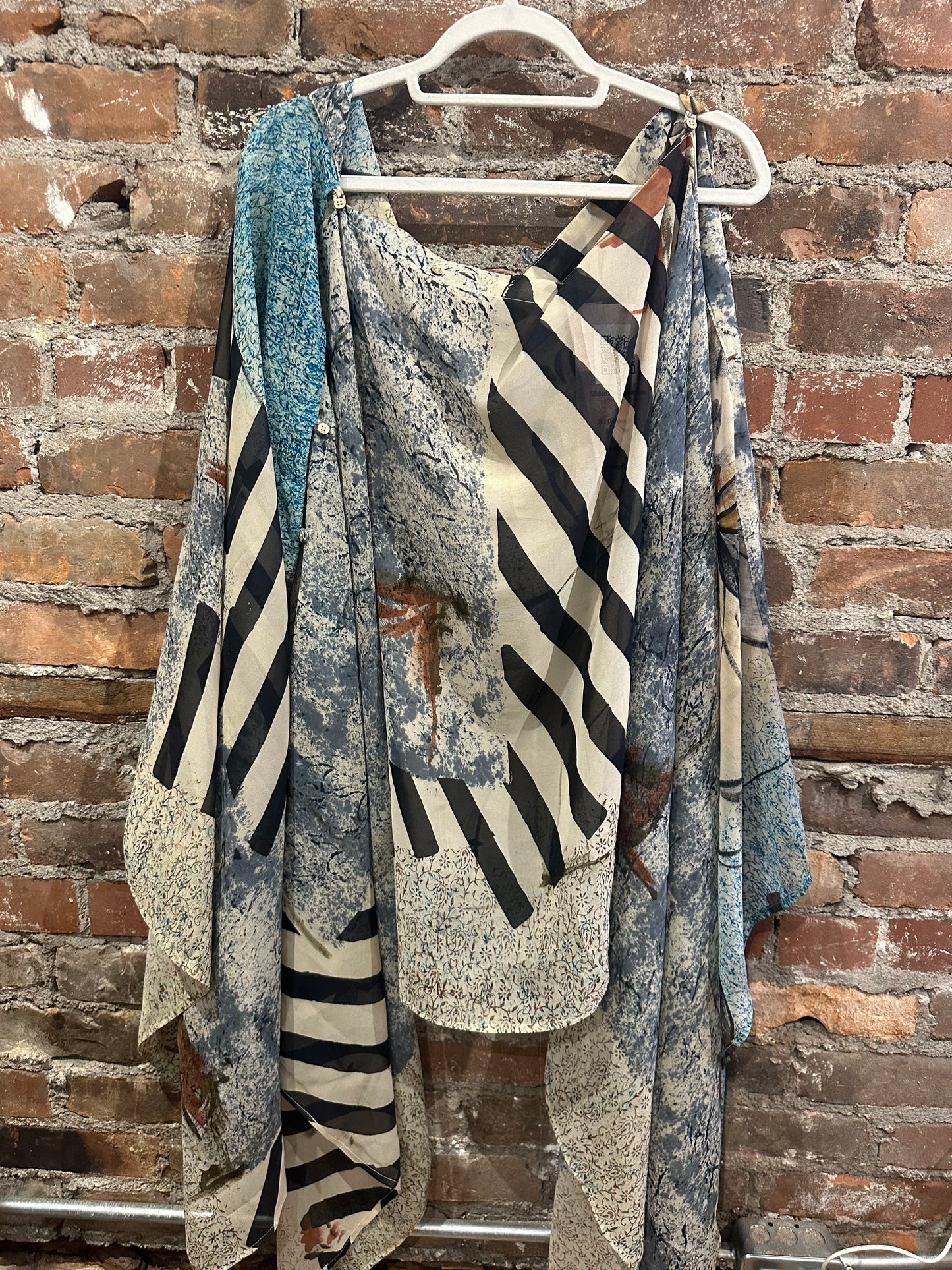 Vintage silk multi way cape- black/blues