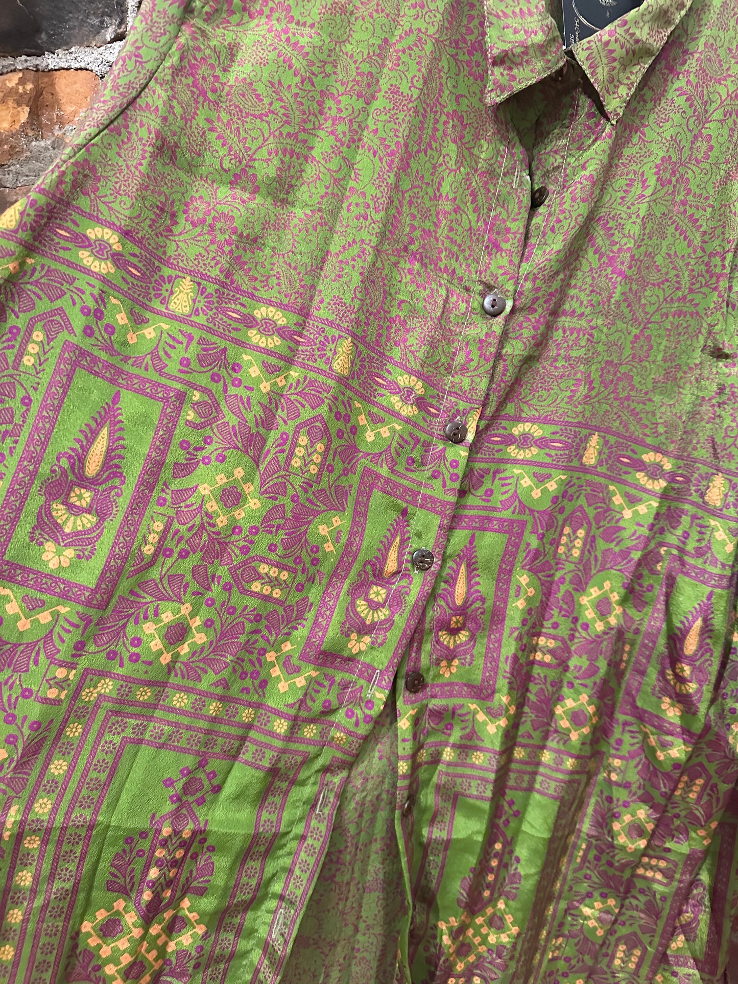 Pure vintage silk shirt- green/rasberry