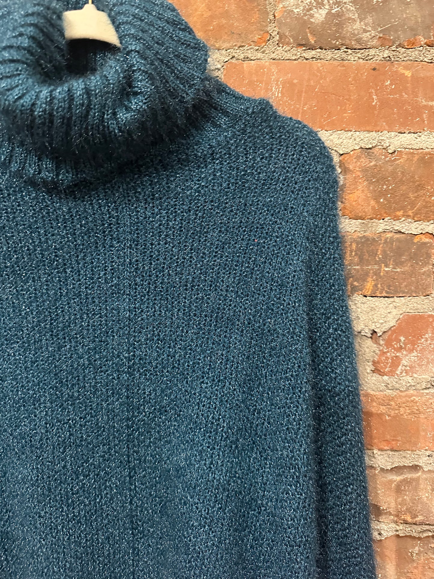 Fluffy oversized turtleneck -teal