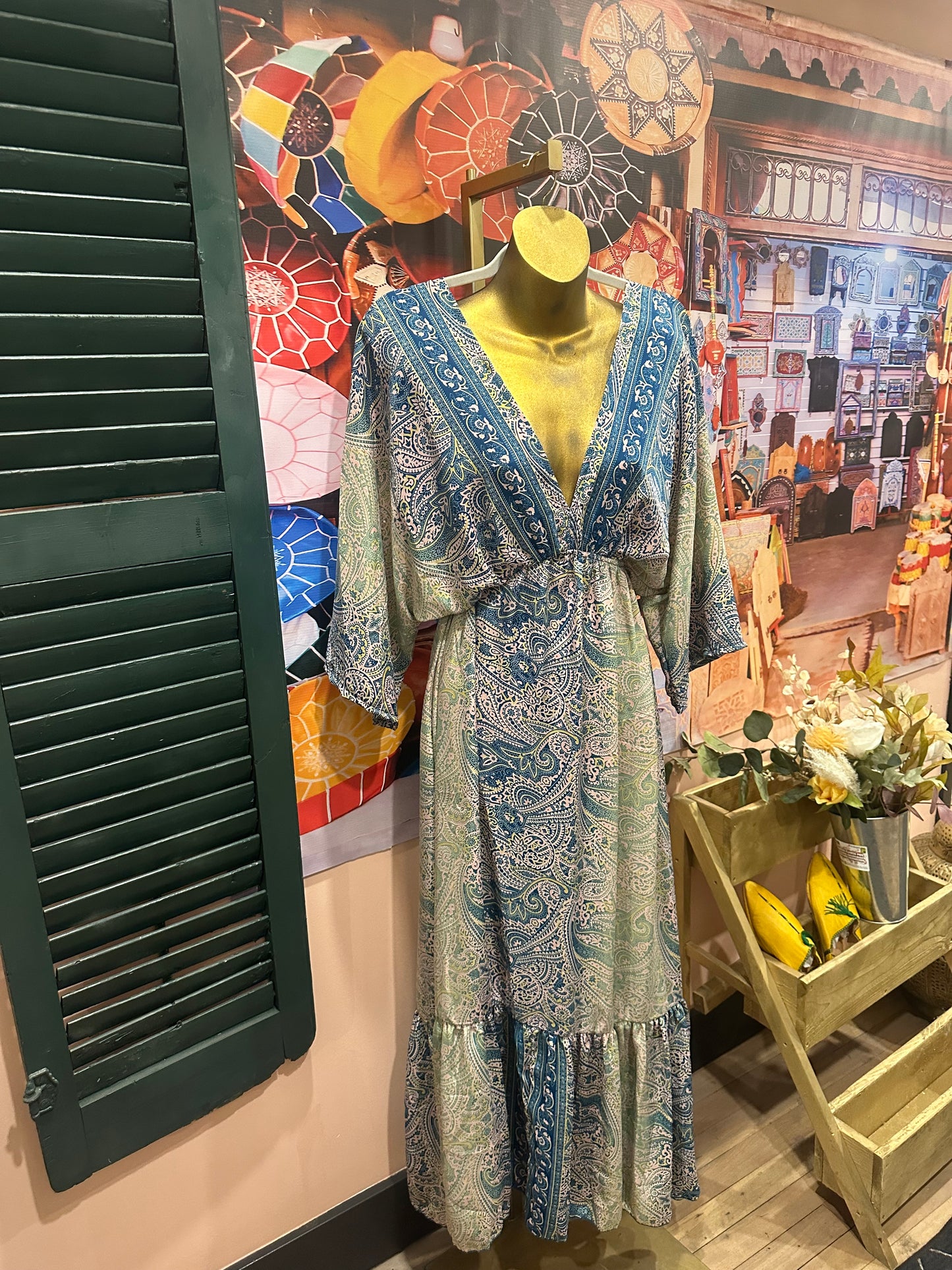 The lotus dress- mint/pink/blue