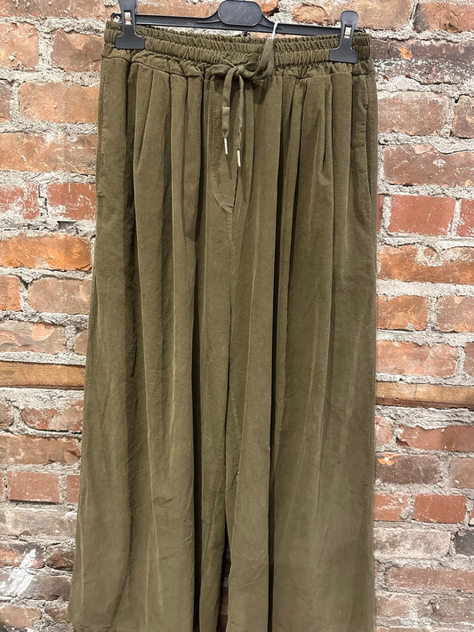 Ribbed ultra wide trousers -army green